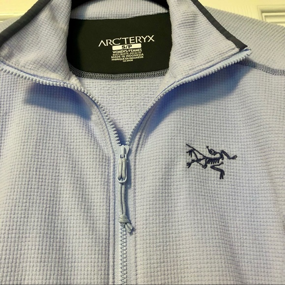 Beautiful Blue Arc’teryx Track Jacket - Picture 3 of 5